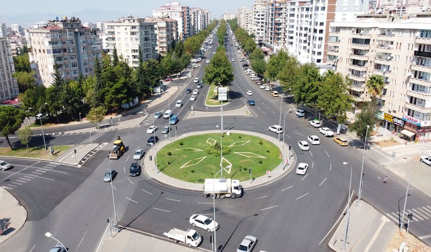 Kahramanmaraş’ta üniversite öğrencileri kara kara düşünüyor