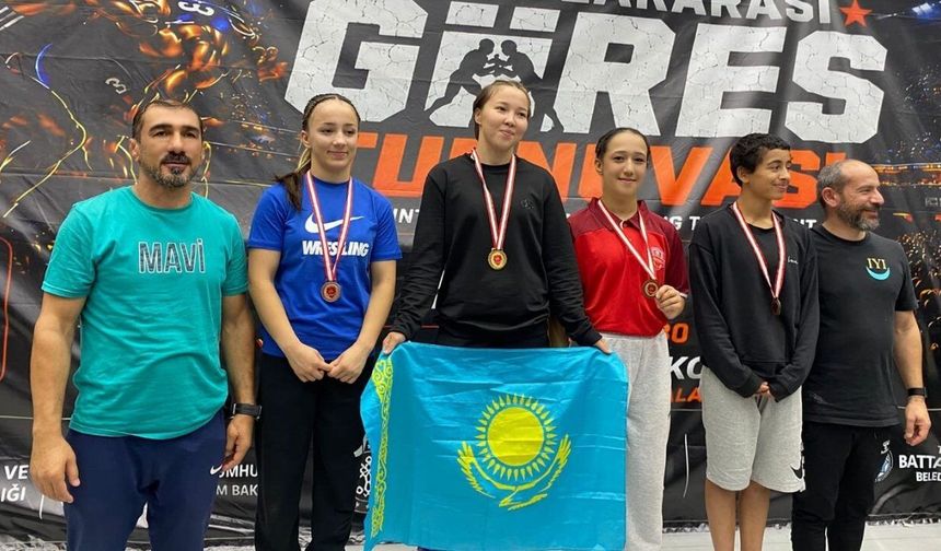 Malatya'daki güreş şampiyonasında kürsüye çıkan sporcularımız belli oldu!