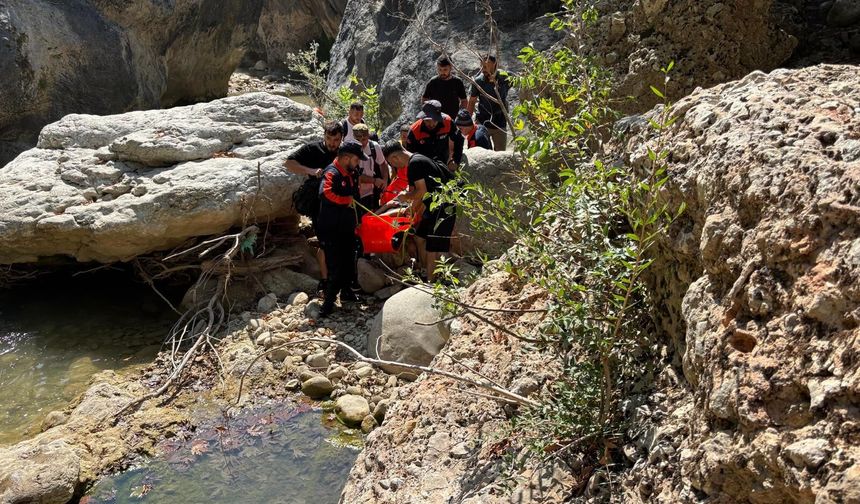 Kahramanmaraş’ta Şelale Kanyonu’nda düşen vatandaş kurtarıldı