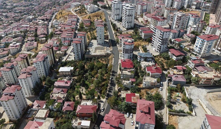 Kahramanmaraş’ta asfalt çalışmaları mahallelere yayıldı