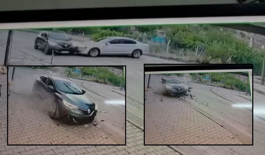 Afşin’de iki otomobil kavşakta çarpıştı: 2 yaralı