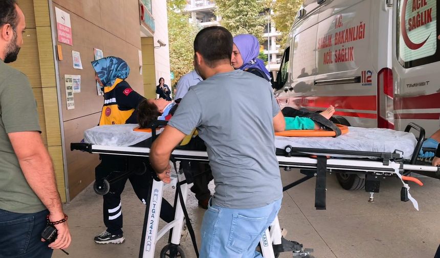 2'nci kattan düşen Hafsanur yaralandı