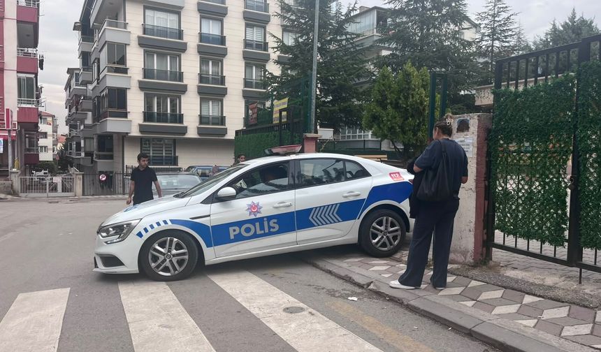 Boşanma aşamasındaki eşini bıçakla ağır yaraladı