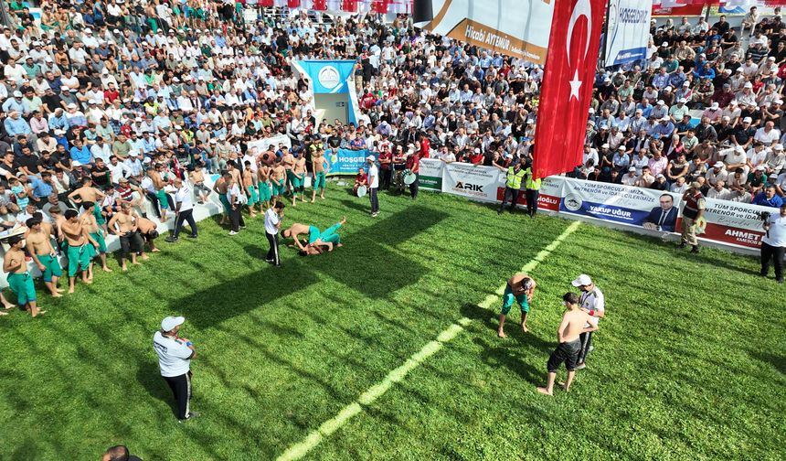 Kahramanmaraş’ta 30. Bertiz Boyalı Güreş Festivali başladı