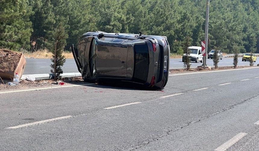 Kahramanmaraş’ta kontrolden çıkan araç takla attı