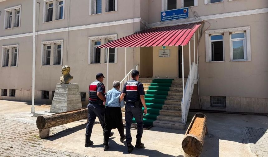 Kahramanmaraş'ta köpeği traktöre bağlayıp sürükleyen şüpheli yakalandı