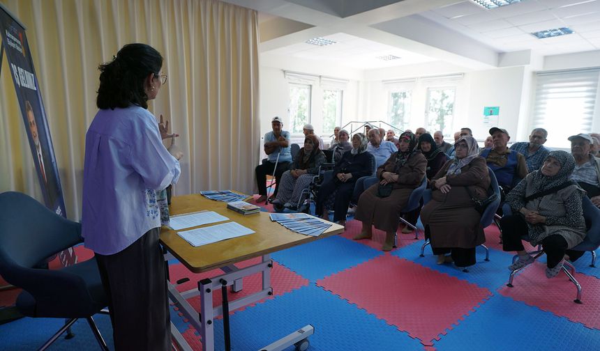 Kahramanmaraş’ta yaşlı vatandaşlar Alzheimer konusunda bilinçlendirildi
