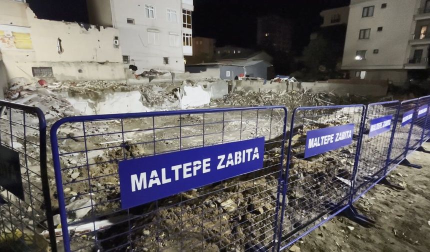Maltepe'deki Çökme Sonrası Enkaz Kaldırma Çalışmaları Bitti