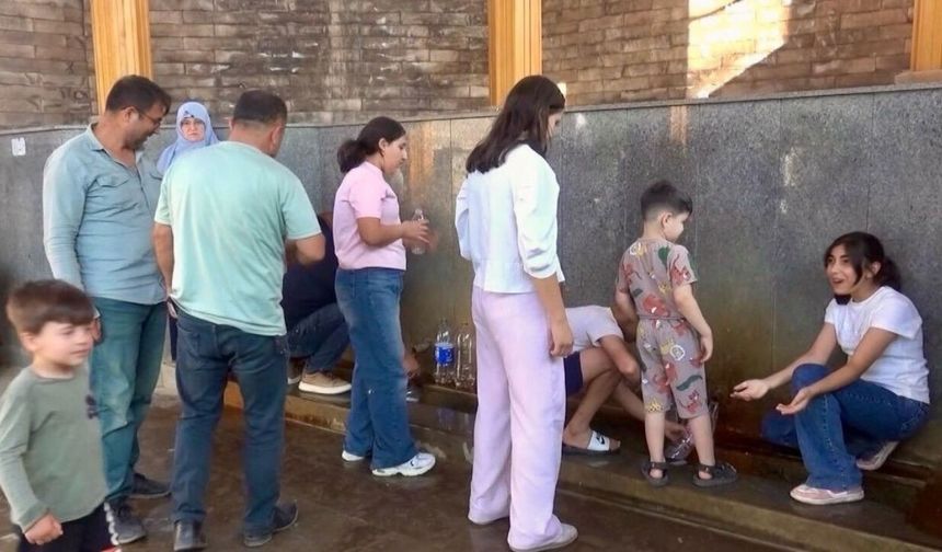 Depremde Zarar Gören Ekinözü İçmeleri Yeniden Ayağa Kalkıyor