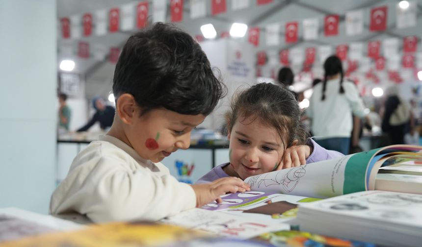 Kahramanmaraş Kitap Fuarı’nda Dokuzuncu Gün Yoğunluğu