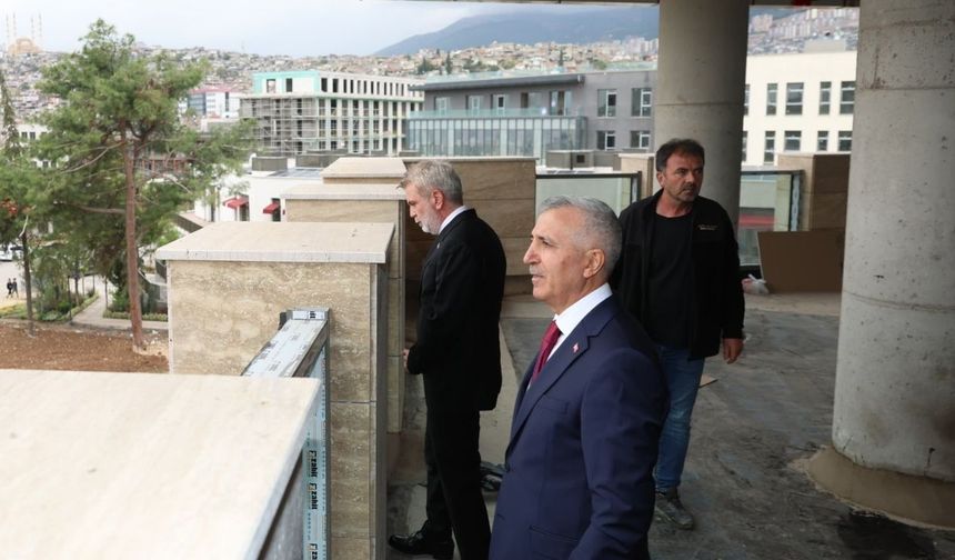 Kahramanmaraş Valiliğinin yeni hizmet binasında çalışmalar sürüyor! Vali Ünlüer inşaatı inceledi