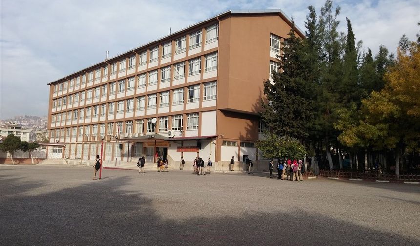 Kahramanmaraş’ın 110 Yıllık Okulu Yeniden Ayağa Kalkıyor