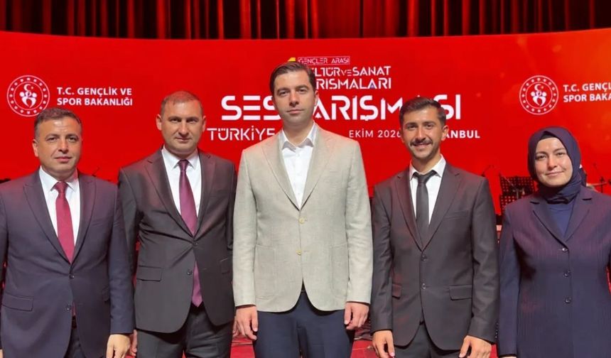 Kahramanmaraşlı genç ses yarışmasında Türkiye ikinciliği