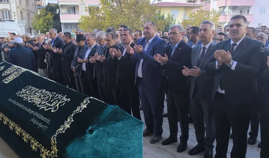 Kahramanmaraşlı Şair Mustafa Okumuş Son Yolculuğuna Uğurlandı