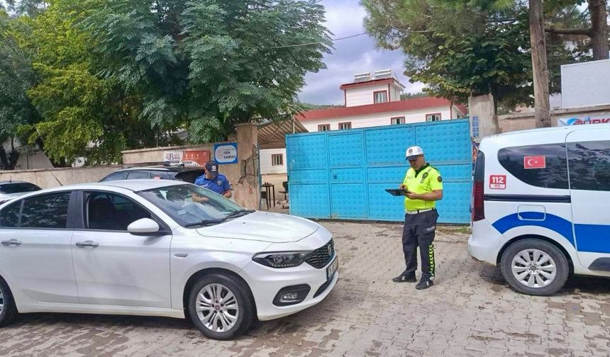Kahramanmaraş'ta okul çevrelerinde geniş çaplı denetim! 1.646 kişi sorgulandı