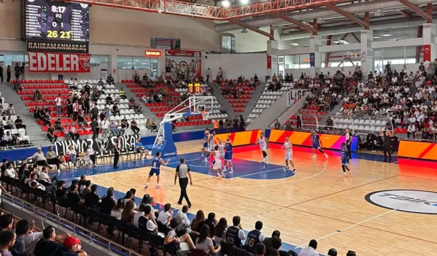 Kipaş İstiklal basketbol lider oldu! Yalova’da 74-69 kazandı