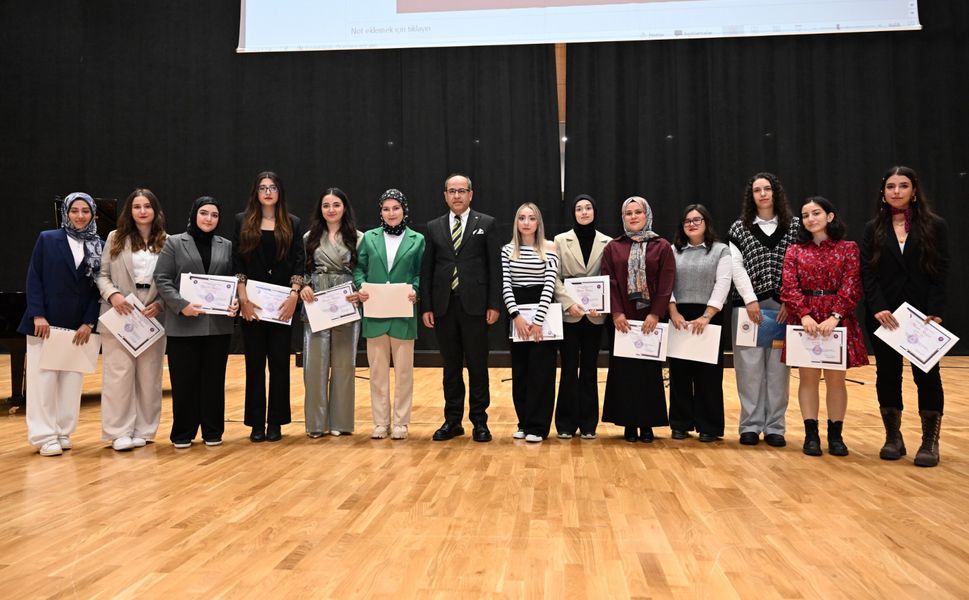 KSÜ'de Öğretmenler Günü Coşkuyla Kutlandı