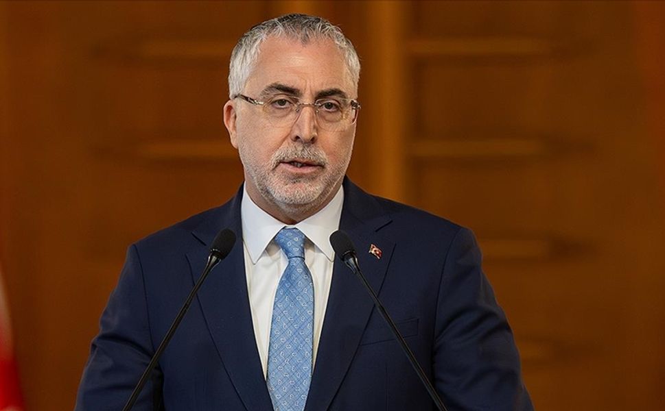 Bakan Işıkhan'dan asgari ücretlilerin "ara zam" talebine ilişkin açıklama