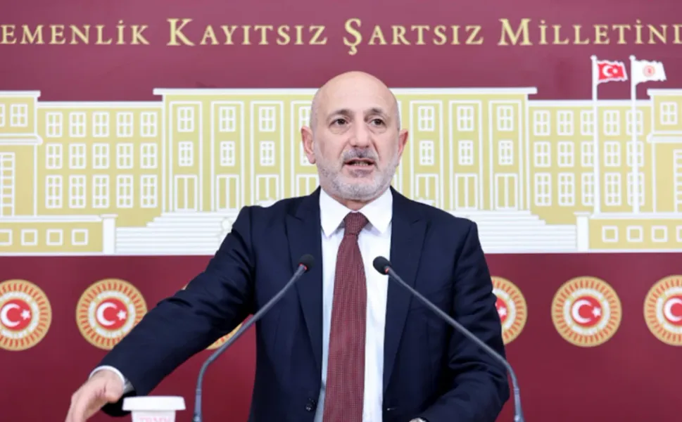 CHP'li Öztunç'tan Bomba İddia: ''Yandaşlara Peşkeş Çekildi!"