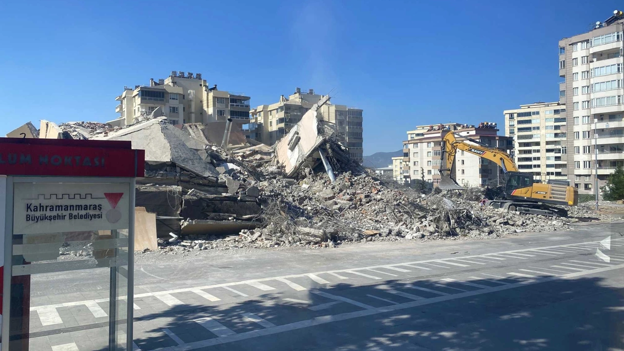 Kahramanmaraş'ta 115 kişinin öldüğü binanın müteahhidi tahliye edildi!