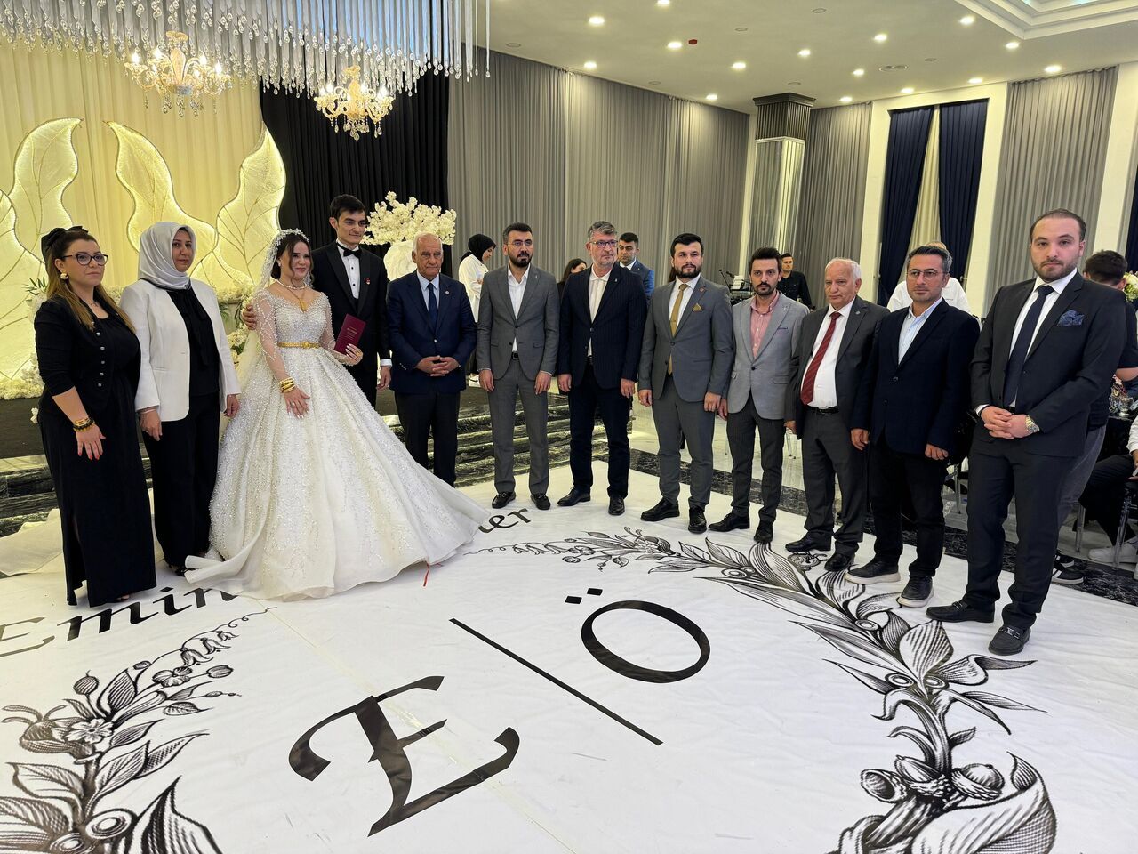 Ömer Faruk Salman Ve Emine Uzun'un Muhteşem Düğünü