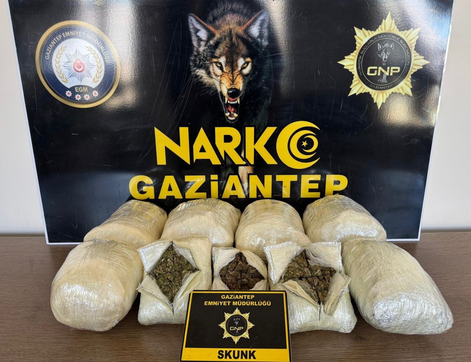 5 Kilo Skunk Ele Geçirildi