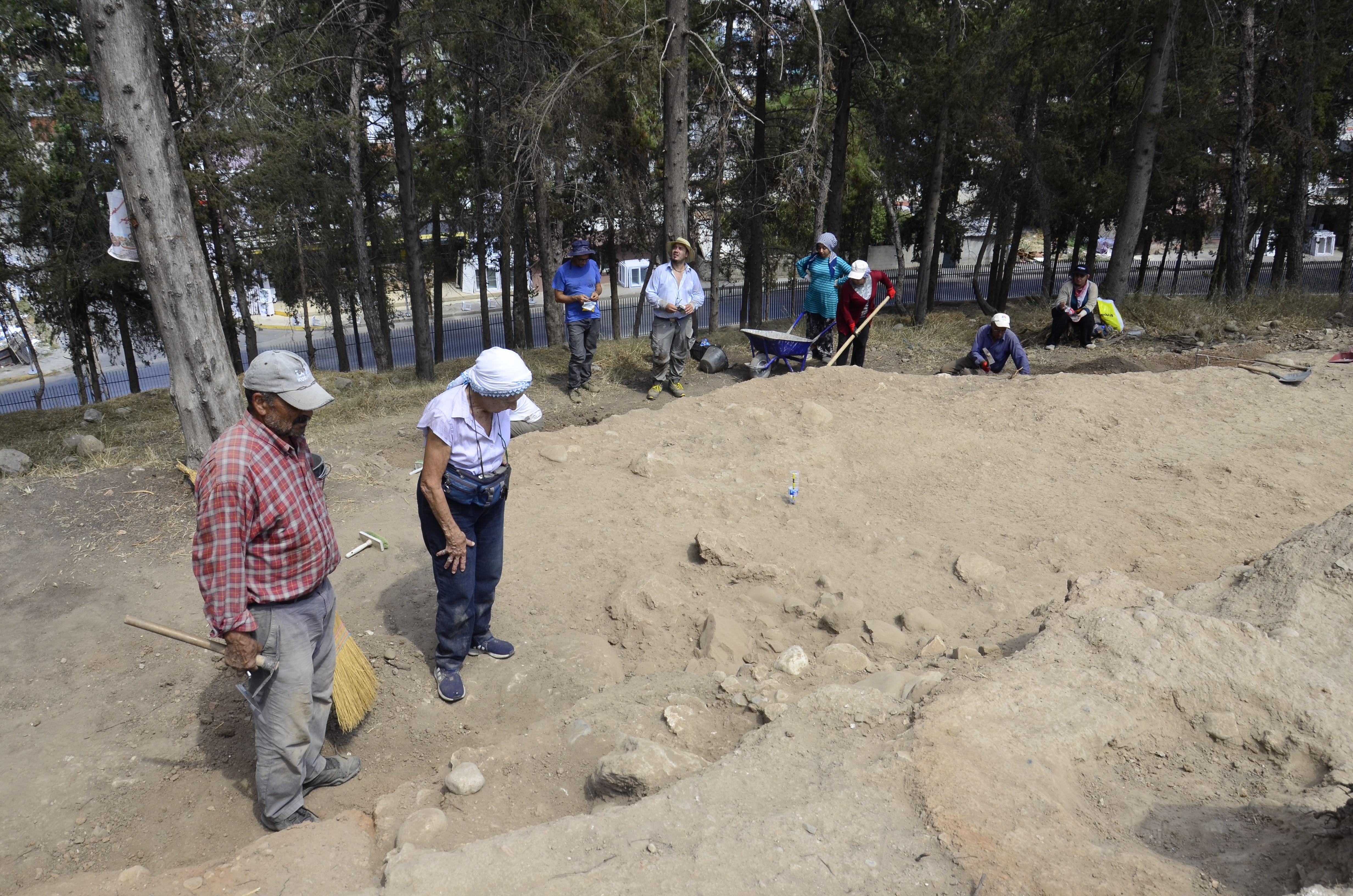 9 Bin Yıllık Höyükte Hitit Dönemi Sur Izlerine Rastlandıw