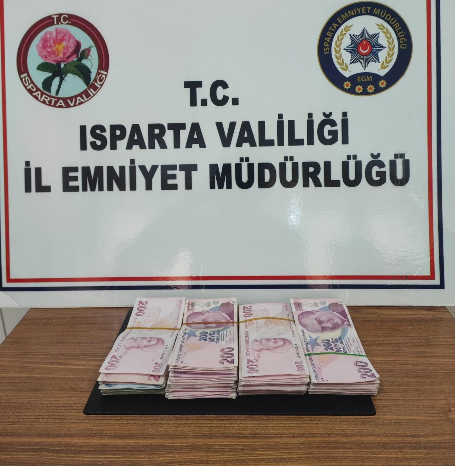 Emekli Vatandaşın Parasını Çalan Kapkaççı Yakalandı-1