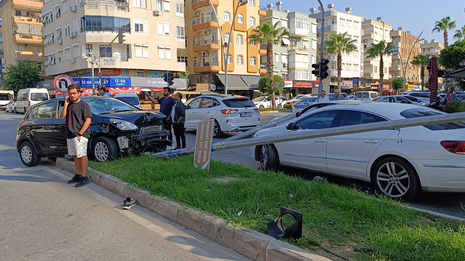 İhlali Metrelerce Havaya Savurdu Kaskı Ise Hayatını Kurtardıq