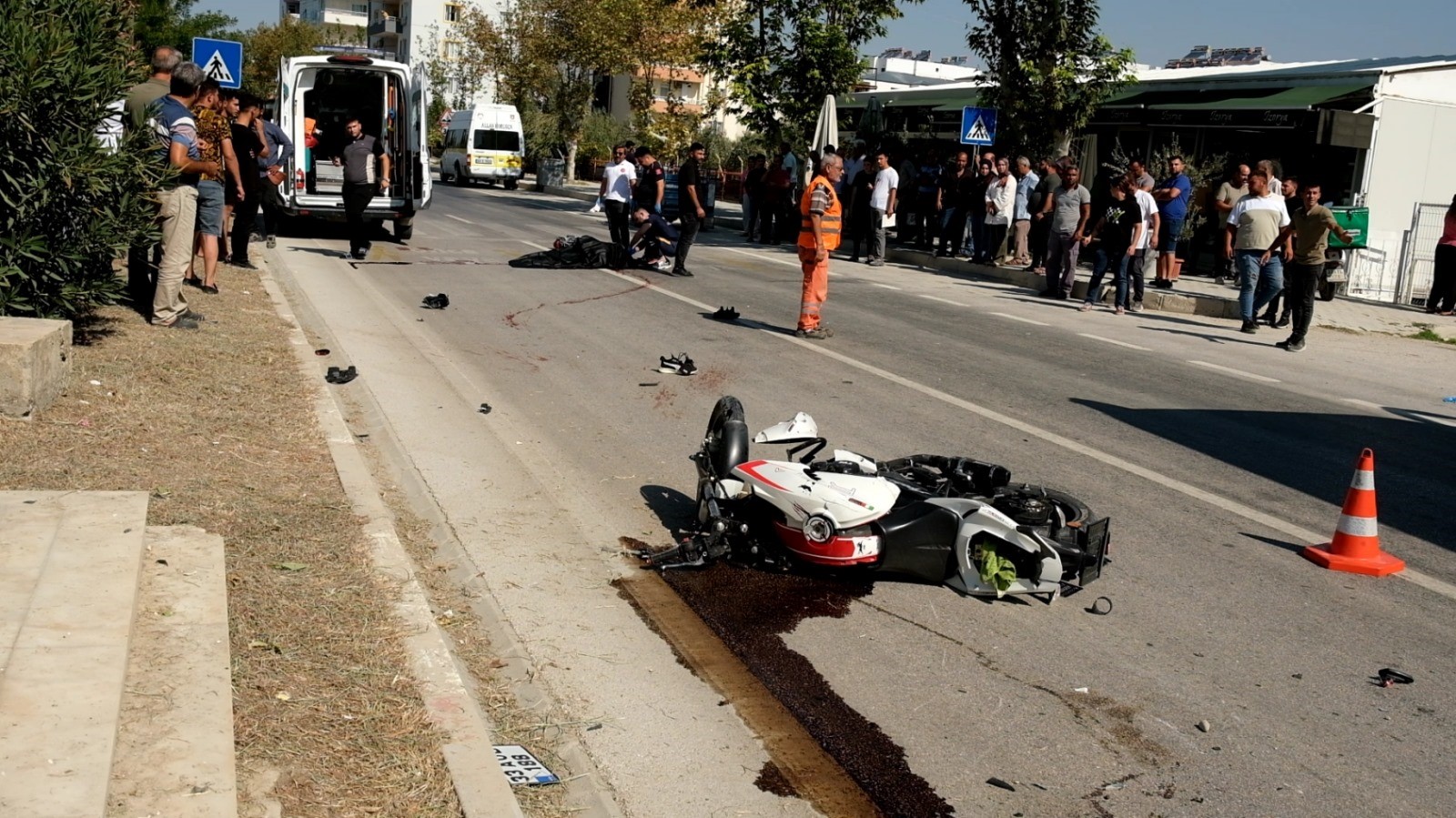 Patpat Motosikletle Çarpıştı 1 Ölü, 1 Yaralı (2)