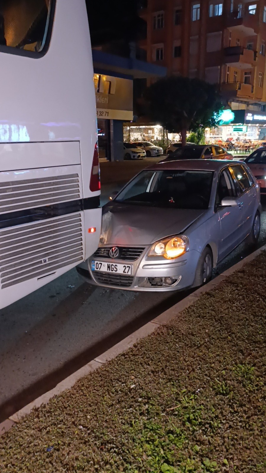 Alkol Testini Reddeden Sürücü Olay Yerinden Kaçtı 2 Yıl Ehliyetsiz Kalacak (2)