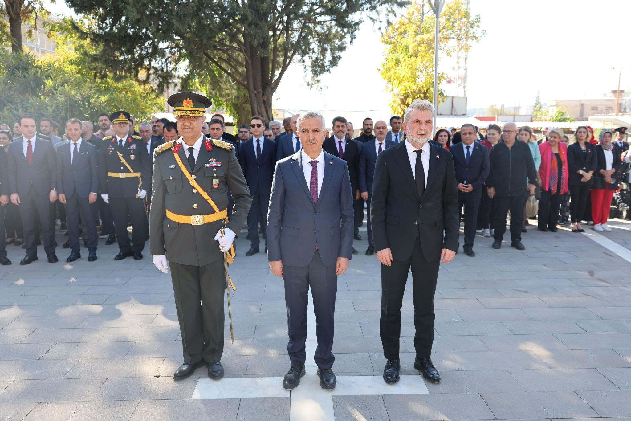 Kahramanmaraş’ta Kent Protokolü Atatürk Anıtı’nda Buluştu-1