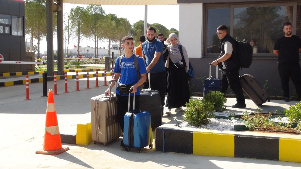 İsrail'in Saldırılarından Kaçanları Taşıyan 5. Gemi De Geldi (3)