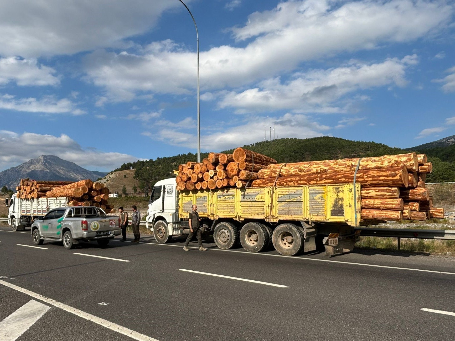 Kara Yollarında Mobil Orman Kontrol Noktaları Kuruldu