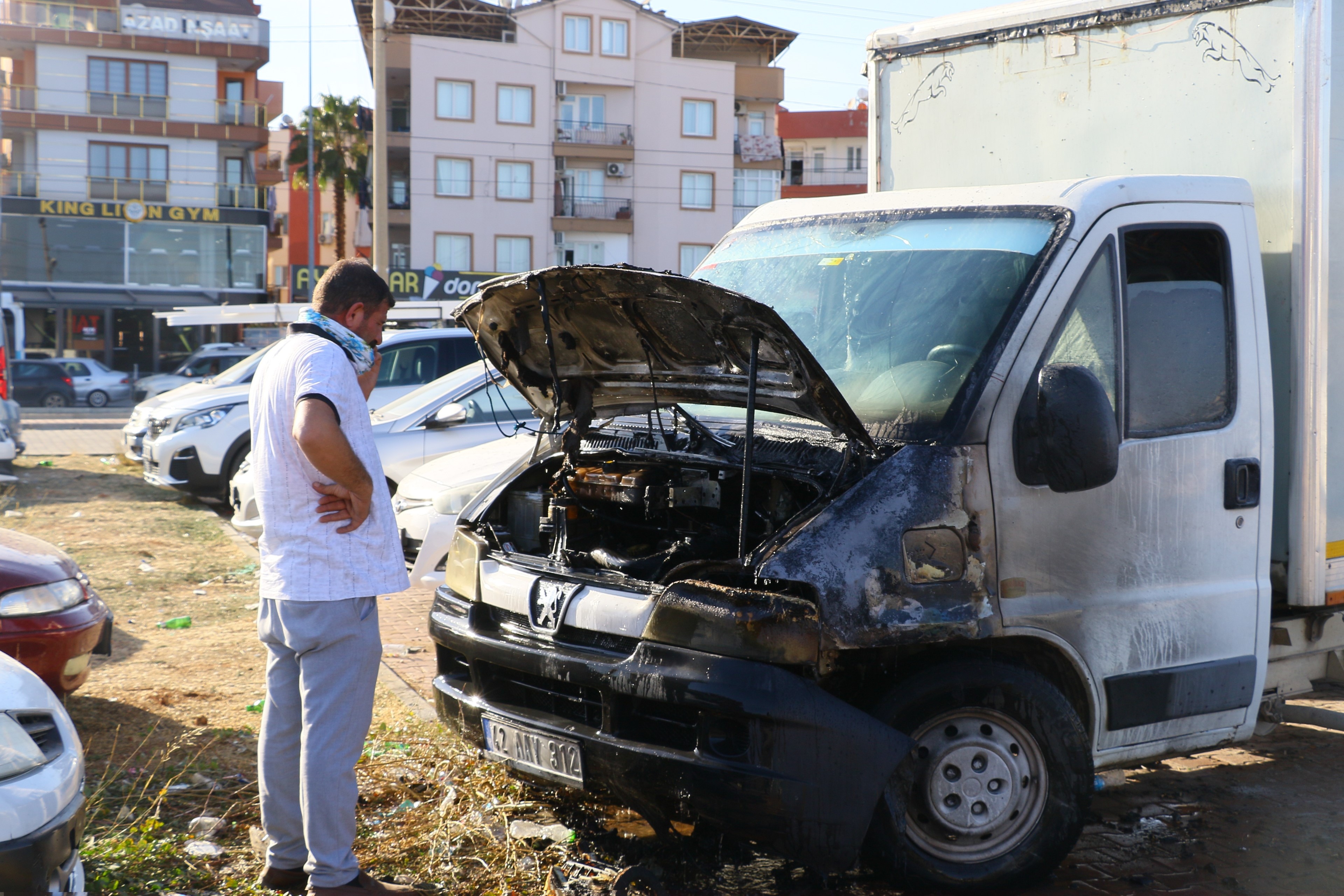 Kontağı Çevirince Alevler İçinde Kaldı