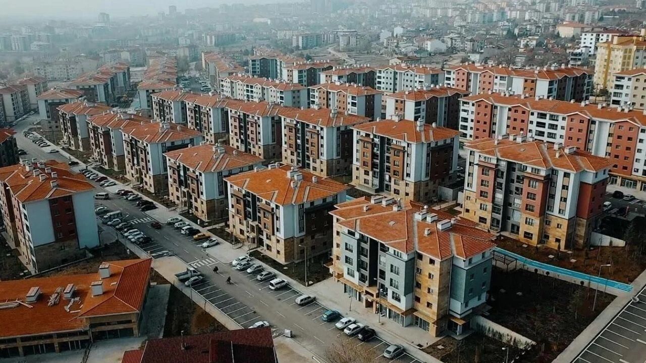 Şehir listesi açıklandı! Hangi illerde ucuza TOKİ konutu yapılacak belli oldu