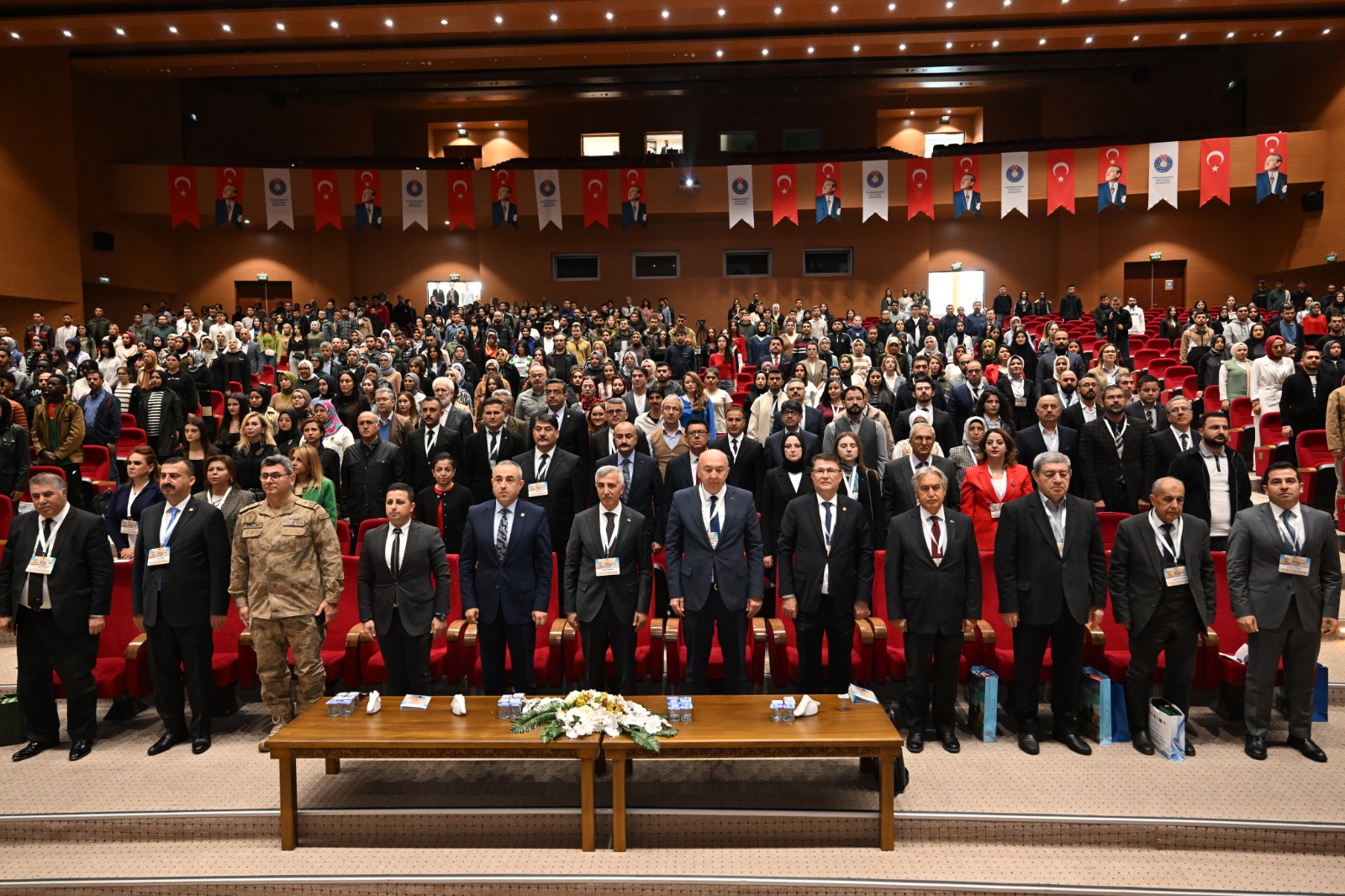 Ksü’den Tarihi Dîvânu Lugâti’t Türk Sempozyumu (12)