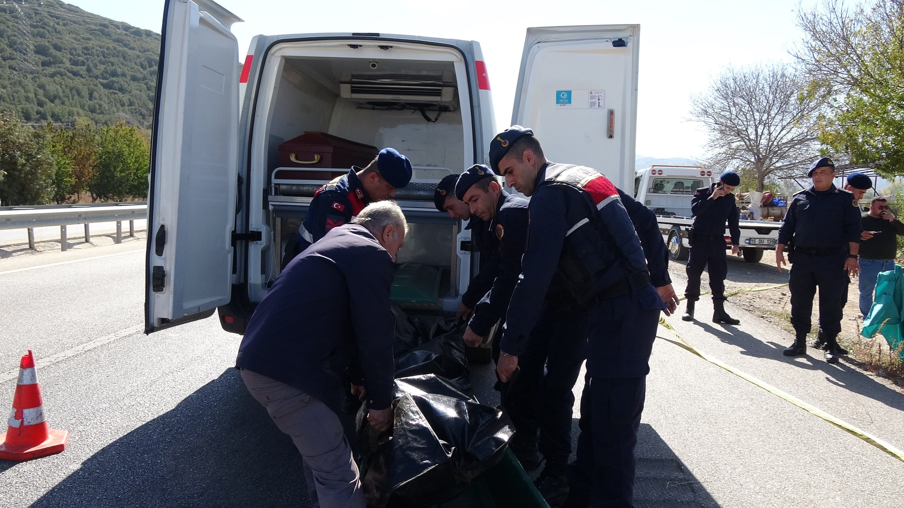 Motosiklet Kazası Kediye Çarpan Sürücünün Cenazesi Saatler Sonra Bulundu (6)