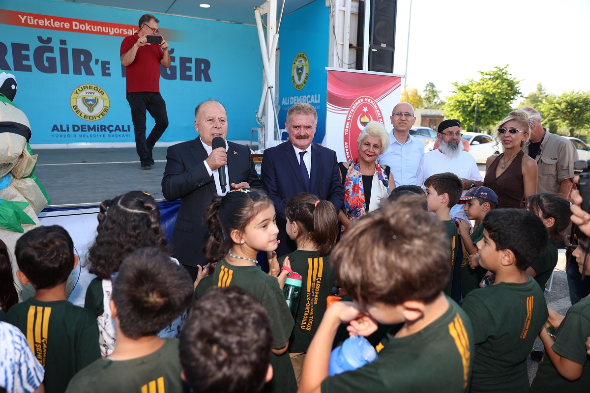 Yüreğir Belediye Başkanı Demirçalı Dünya Hayvana Hoşgörü Ile Daha Da Güzelleşecektir (4)