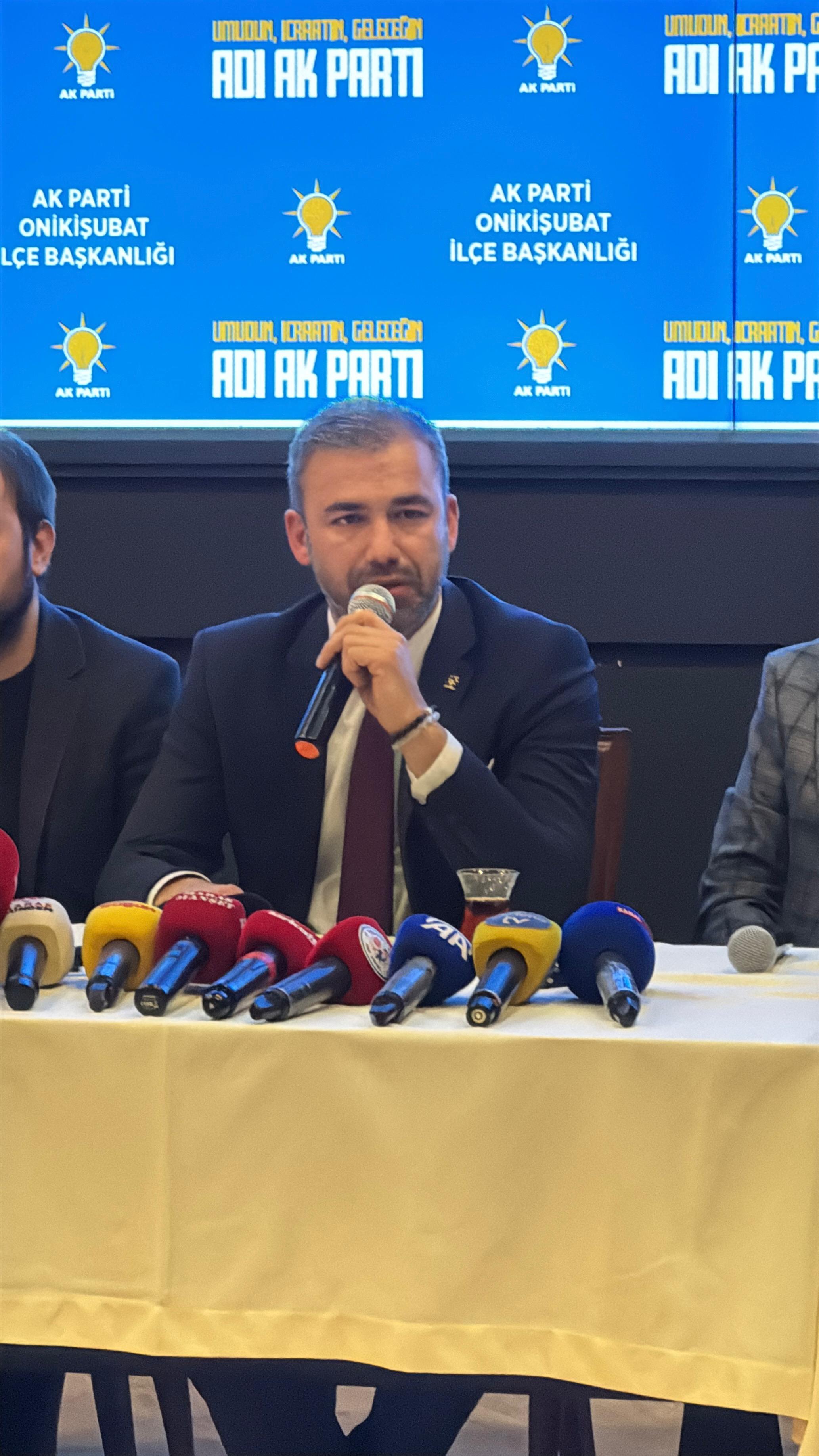 Ak Parti Onikişubat Teşkilatı Basınla Bir Araya Geldi (2)