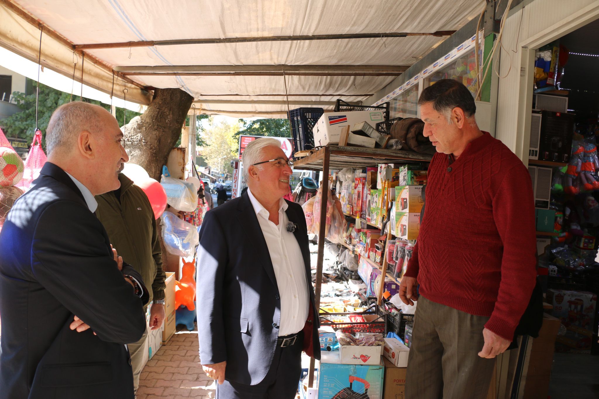 Haydar İkizer Esnafın Taleplerini Dinliyor, Çözümler Üretiyor (5)