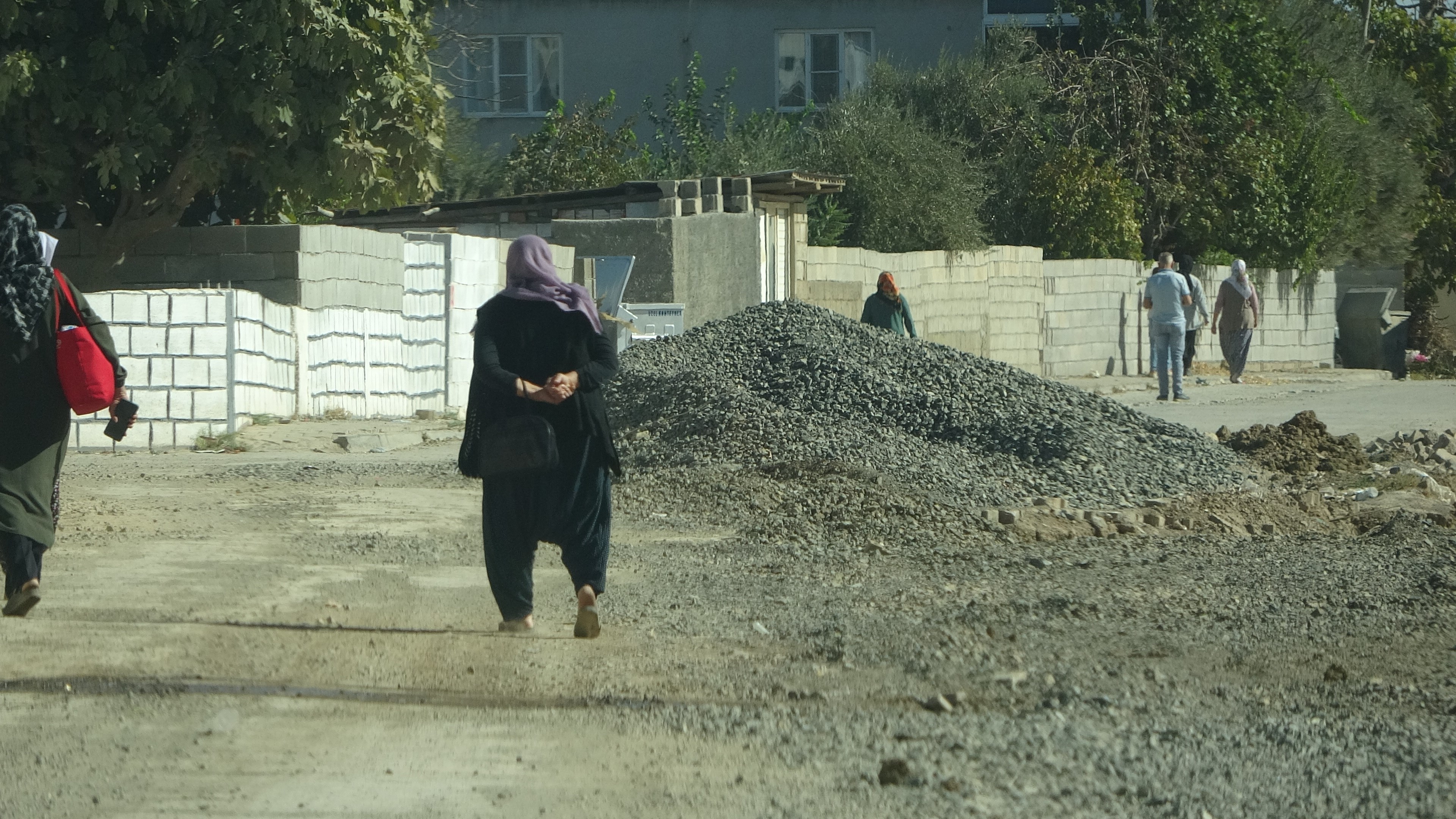 Kahramanmaraş Türkoğlu İlçesinde Bozuk Yollar Vatandaşları Zorluyor-1