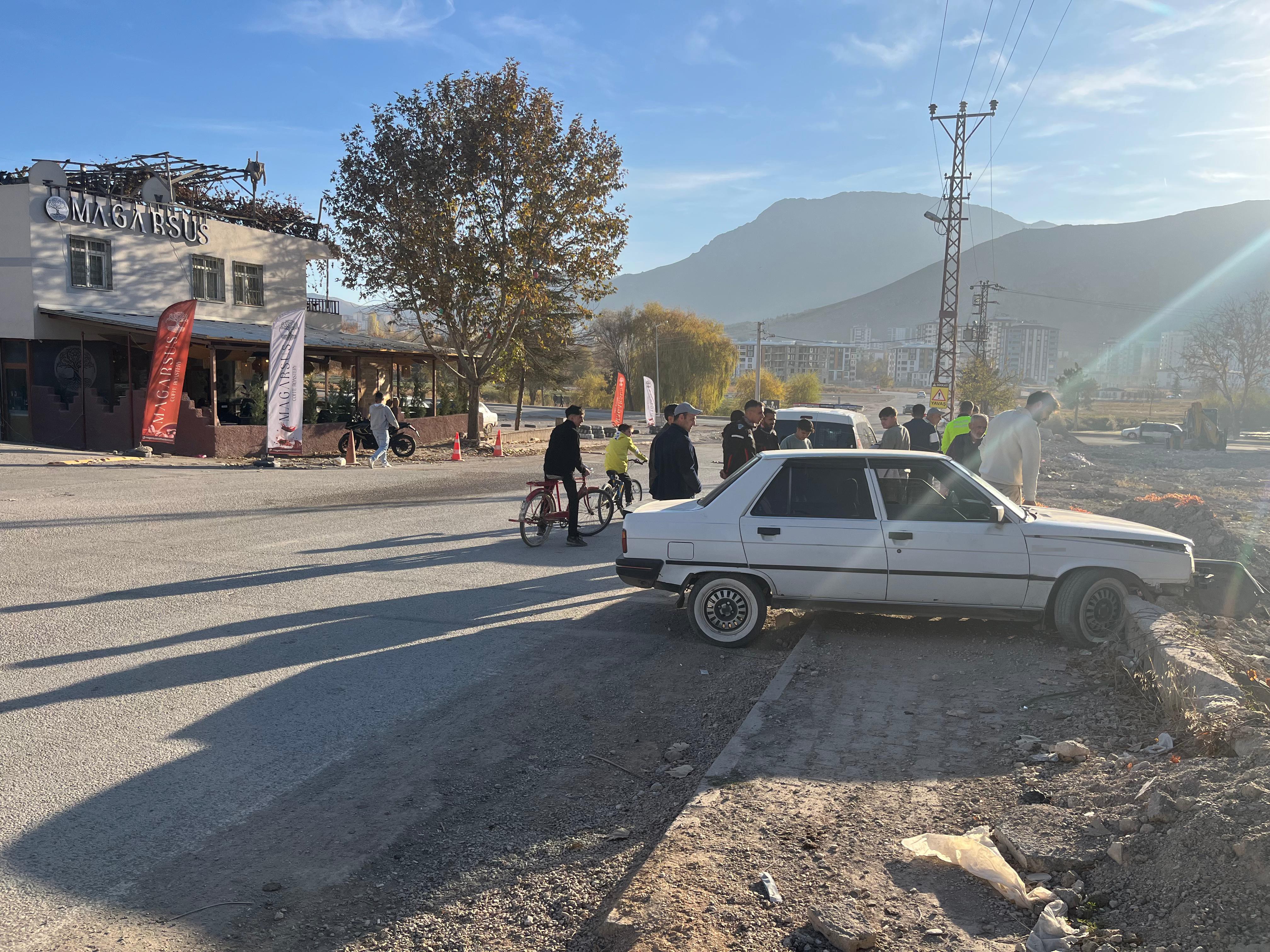 Kahramanmaraş’ta ‘Dur’ İhtarına Uymayan Sürücü, Kaza Yaptı-1