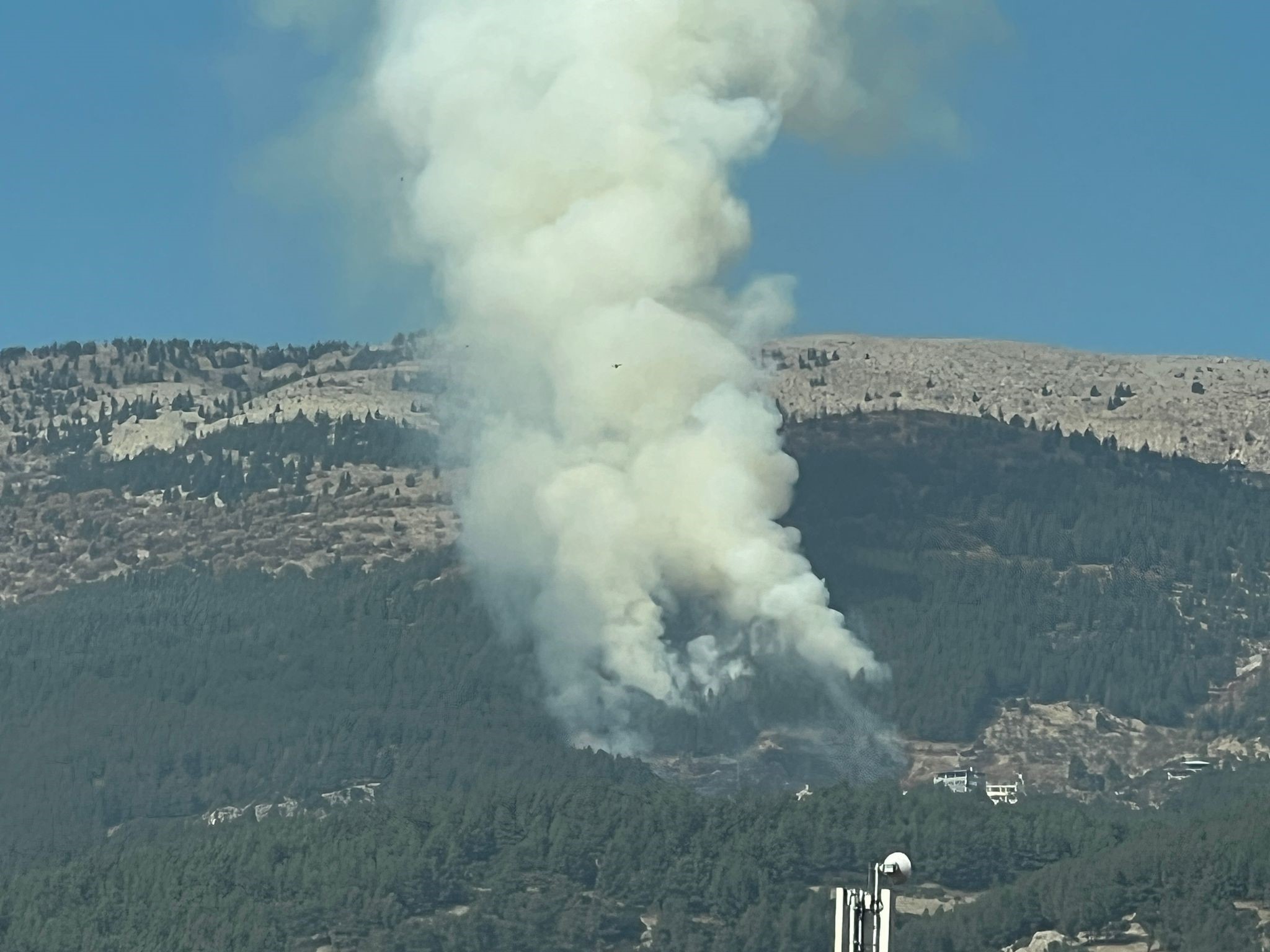 Kahramanmaraş'ta Orman Yangını Ekipler Müdahale Ediyor (4)