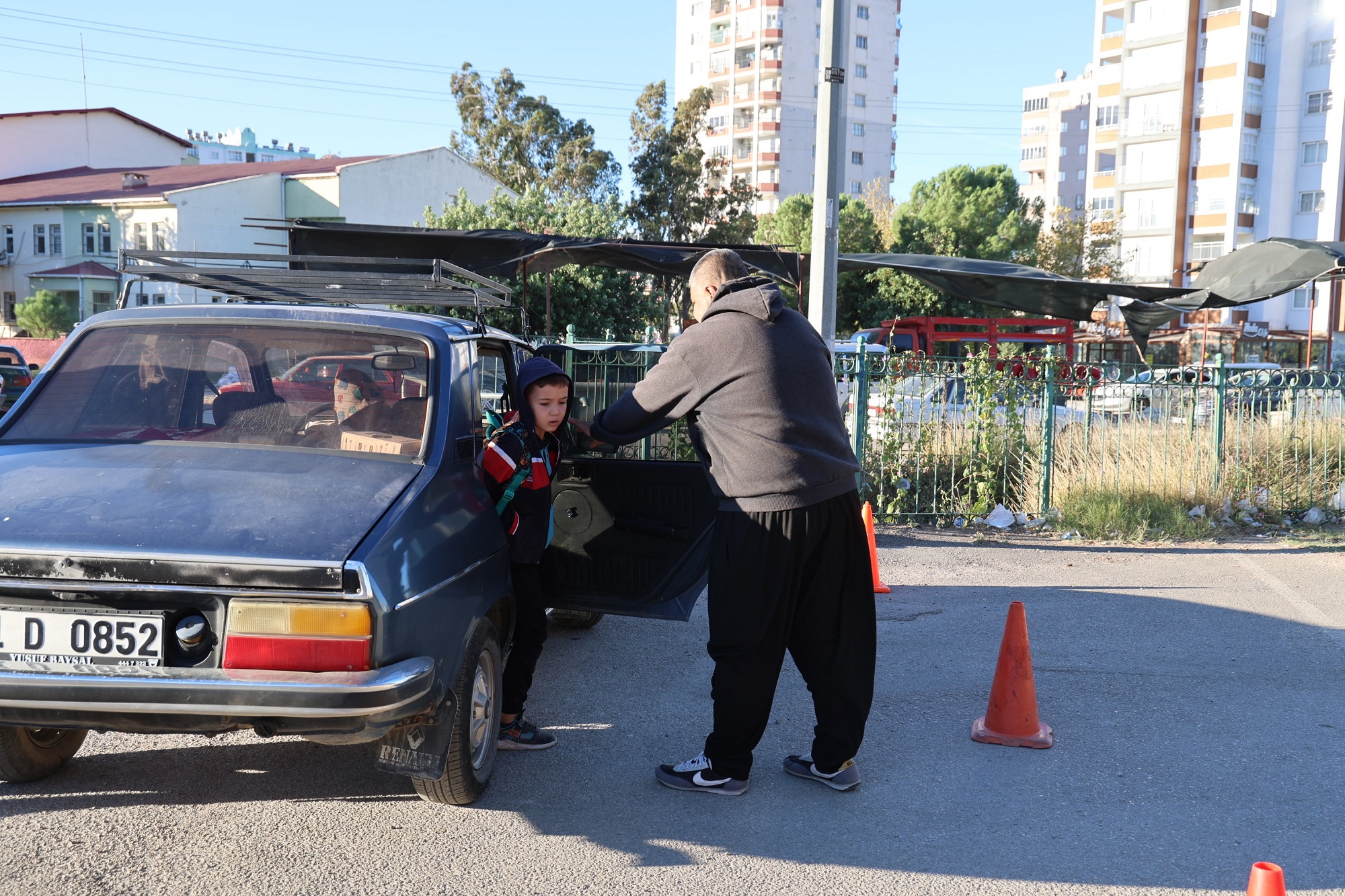 Konuşma Zorluğuna Rağmen Babadan Eğitim Azmi (2)