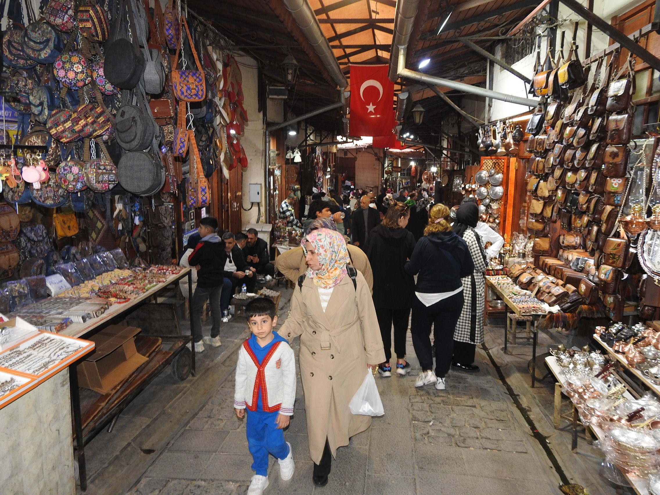 Tarihi Mekanlar Yerli Ve Yabancı Turistlerle Canlandı (5)