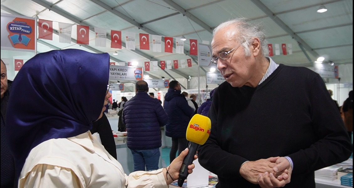 Yavuz Dizdar, 9. Uluslararası Kitap Fuarı'nda Okurlarıyla Buluştu (3)