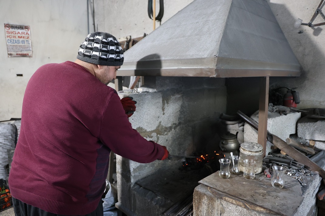 Ata Yadigarı Balta Ustalığı Devam Ediyor (3)