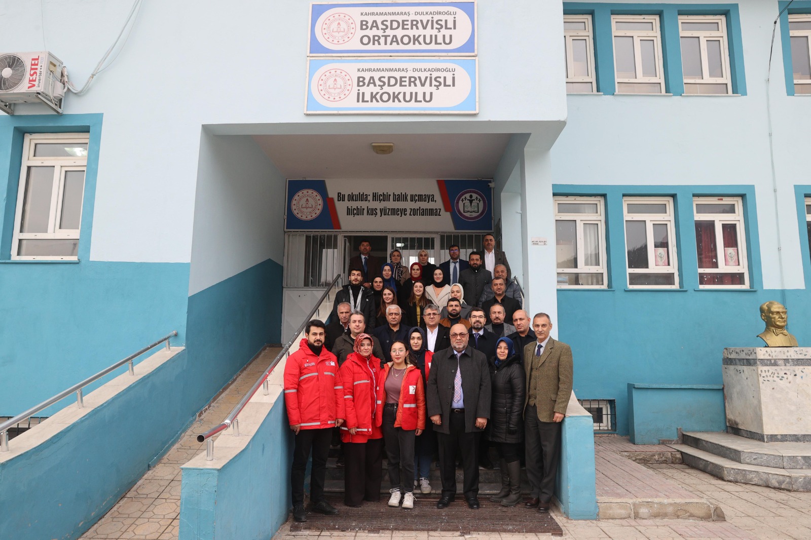 Dulkadiroğlu Belediyesi Ve Kızılay’dan İhtiyaç Sahibi Öğrencilere Destek (4) Kopya