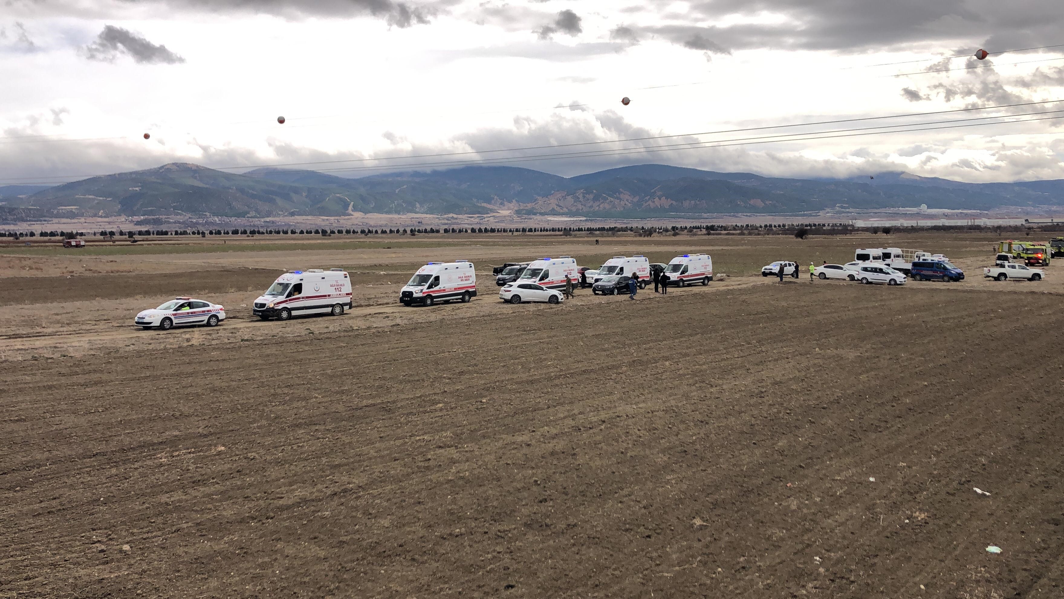 Isparta’da Helikopter Kazasında Şehit Olan 6 Asker Morga Kaldırıldı (2)